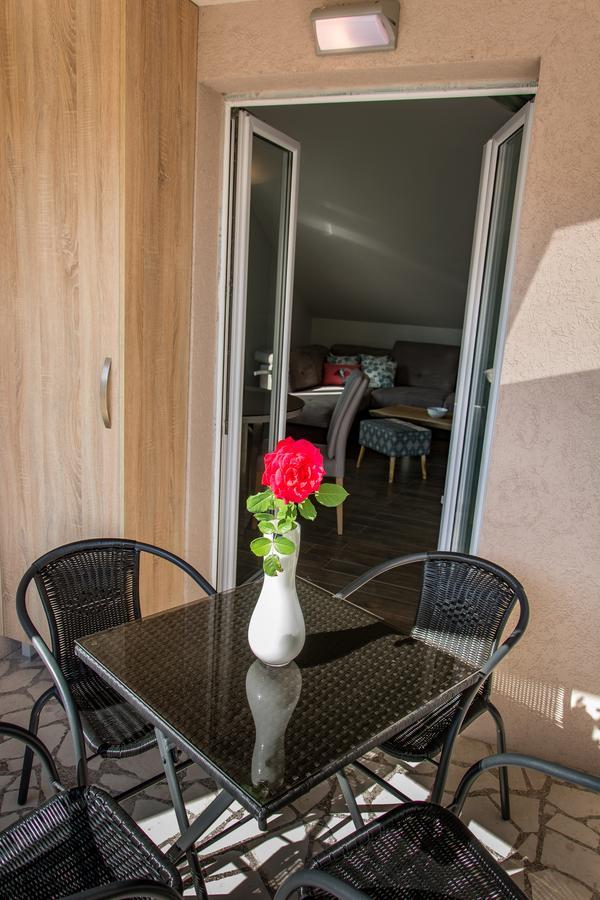 Apartmani Mendula Budva Eksteriør bilde