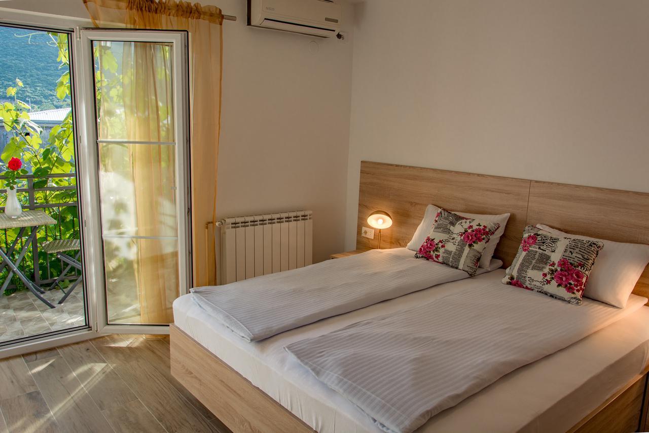 Apartmani Mendula Budva Eksteriør bilde